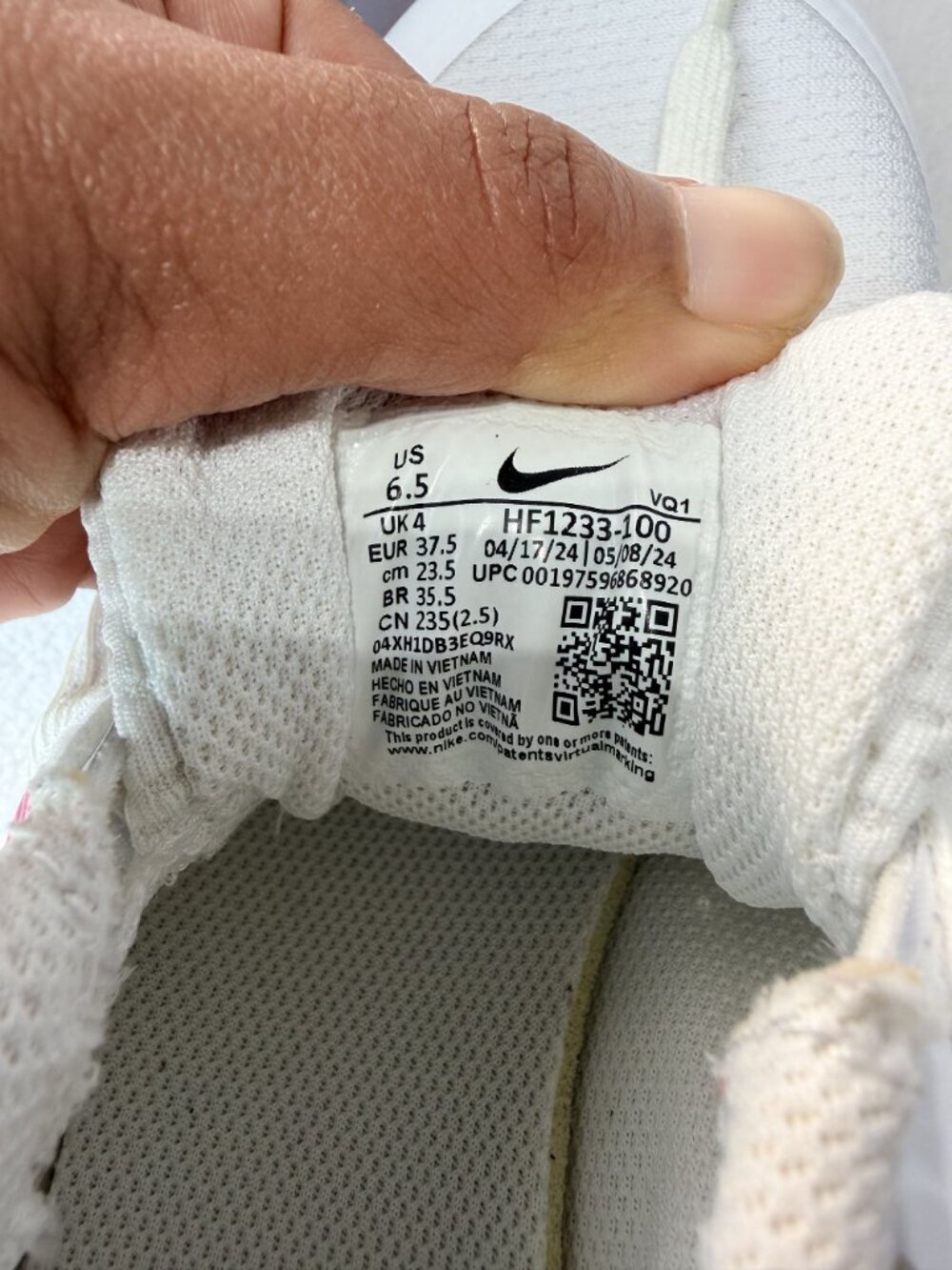 Nike Air Max INTRLK Lite Women US 6.5 White Pink Running Athletic Sneakers Shoes - Picture 3 of 16